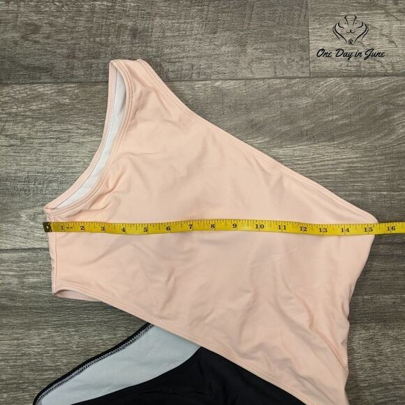 Yonique One Shoulder One Piece Swimsuit Size L - Picture 2 of 4